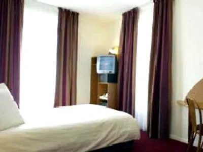 Hotel Kyriad Centre Gare