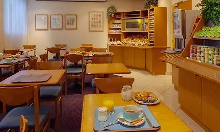 Hotel Kyriad Centre Gare Rennes